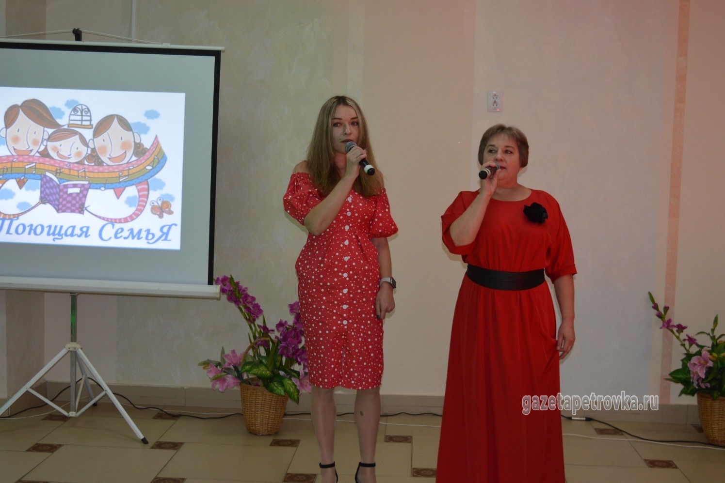 Дуэт из села Найдёновка — Наталия Сенева с дочерью Александрой