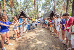 Приём заявлений от родителей на получение путёвок в летние лагеря Тамбовской области переносится