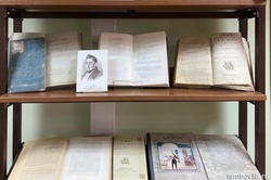 В течение двух месяцев в пушкинской библиотеке будет работать выставка редких книг