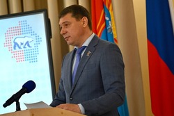 Евгений Первышов обсудил развитие туризма с секретарями первичных отделений ЕР