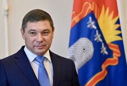 Евгений Первышов поздравил тамбовчанок с 8 Марта