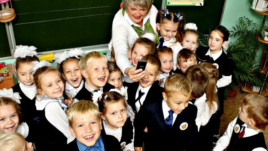 директорский классный час школа 2097. классные часы в школе. школа 4 часа. мбоу сош 4 полтавская красноармейского района. 4а класс 22 школа.