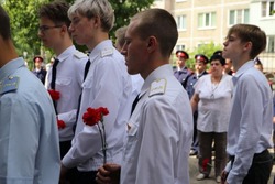На здании колледжа в Мичуринске установили мемориальную доску Герою России