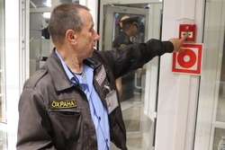 Тамбовские загородные детские лагеря проверяют ночью на пожарную безопасность
