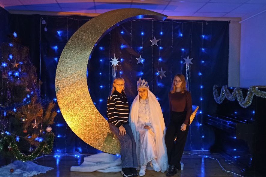 Анжелика Сапунова с дочками