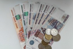 В Тамбове мужчина украл ящик для пожертвований из магазина