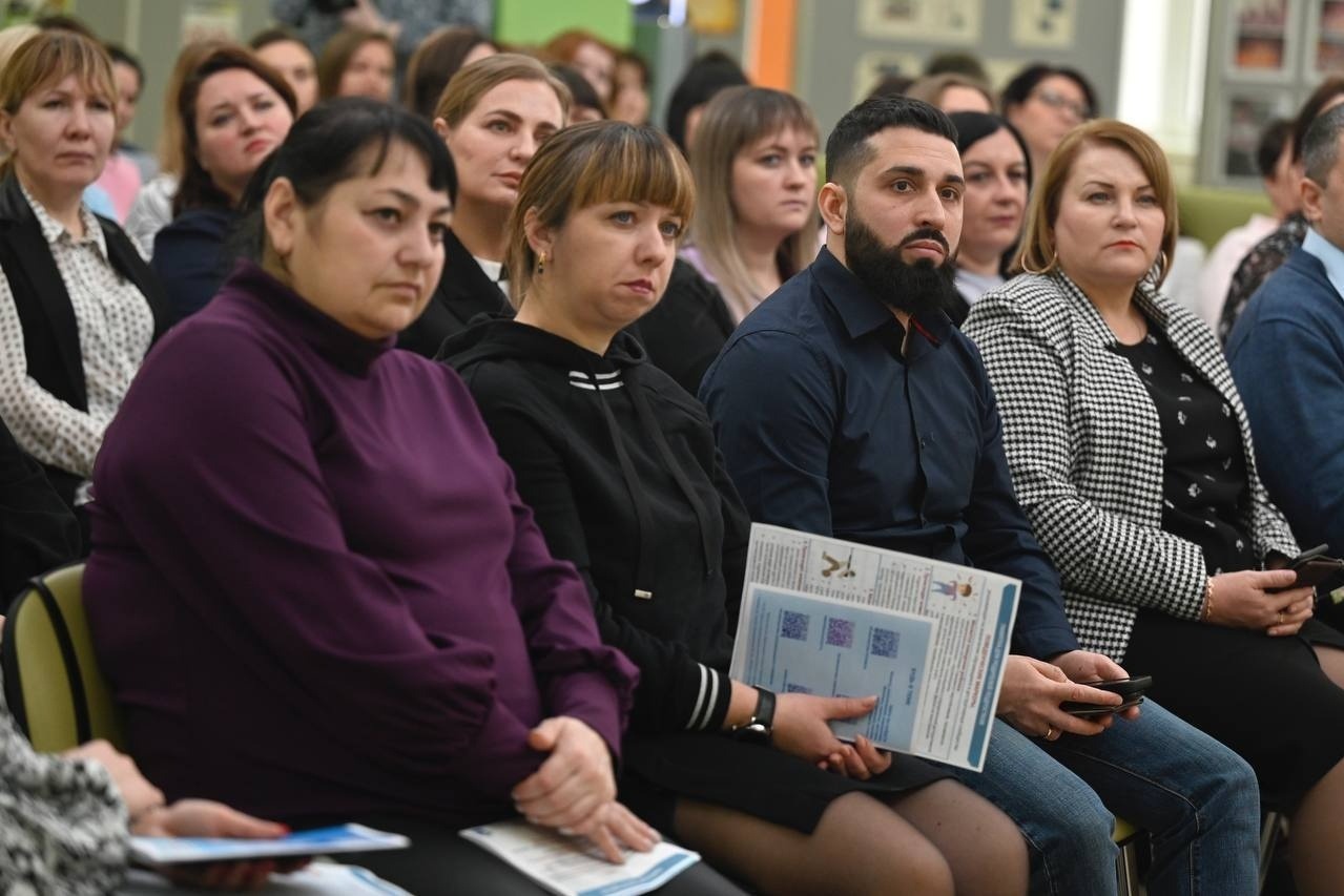 Факторы учитываемые при разработке логистической системы. Для подбора резерва руководителей необходимо учитывать. Факторы при разработке логистической стратегии. Национальные органы по метрологии. Индикатор качества.