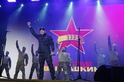 Тамбовский автор и исполнитель песен Александр Ванюшкин выступил в Красноярске