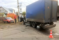 В Тамбове при столкновении «ГАЗели» и легковушки пострадали двое