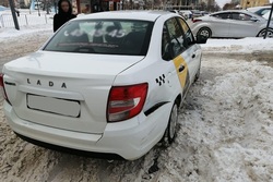 В ДТП в центре Тамбова пострадала пассажирка такси