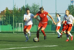 В Тамбове женская футбольная команда одержала победу над соперницами из Воронежа