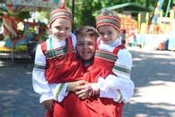 Массаж нагайкой и метровые косы: в Тамбове снова прошел Фестиваль славянской культуры