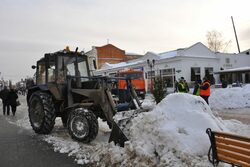 На севере Тамбова просят убрать автомобили на время уборки снега