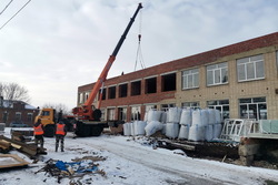Депутаты Тамбовской облдумы продолжают инспектировать ремонт школ в регионе