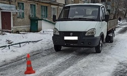 В Мичуринске водитель «ГАЗели» сбил во дворе дома 84-летнюю пенсионерку
