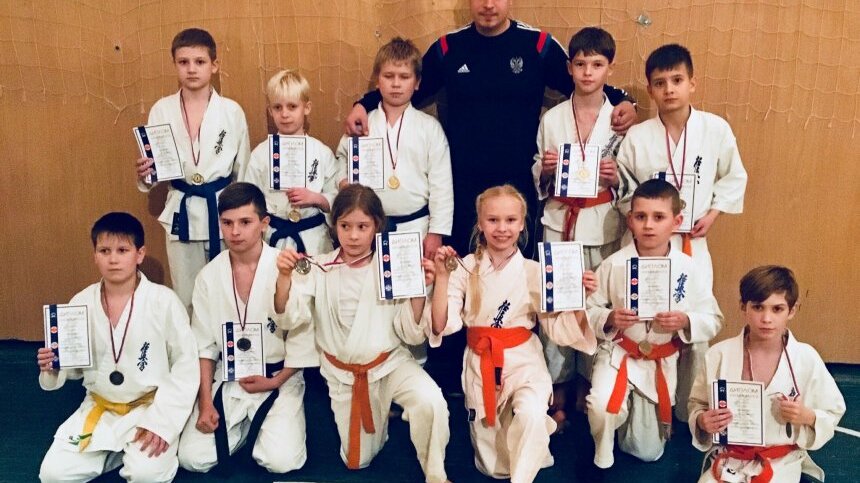 Ирбис каратэ тамбов крячко. Спортивный клуб ирбис. Тренеры ирбис тамбов. Турнир рыси. Школа каратэ ирбис воронеж.