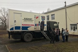 Тамбовский автопоезд «Забота» продолжает путь по селам области  