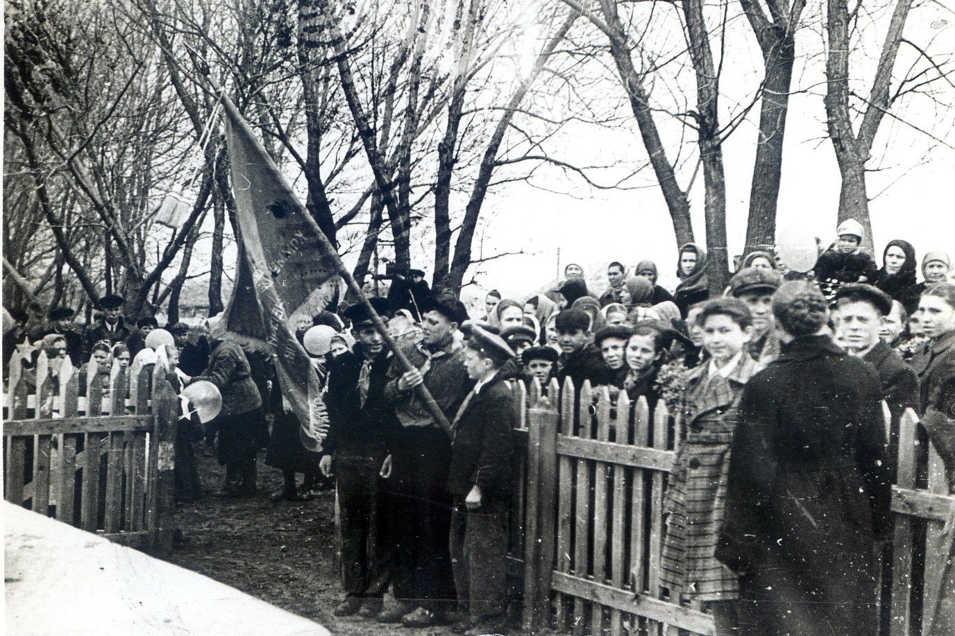 90-я годовщина со дня рождения В.И. Ленина. 22 апреля 1960 года, с. Хилково