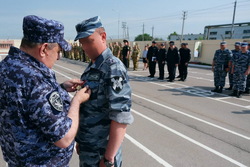 Тамбовский росгвардеец получил медаль за выполнение служебного долга в ходе СВО