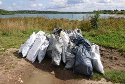 В Тамбовской области берега рек очищают от мусора в рамках акции «Вода России»