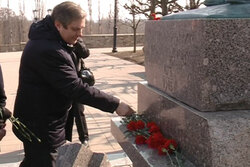 На Тамбовщине к памятнику Сергея Рахманинова возложили цветы