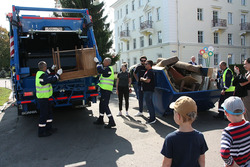 Парад мусоровозов прошел в Тамбове в рамках автопробега «Чистая страна»