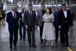 Володин, Ким и Македонская: рабочая неделя Первышова
