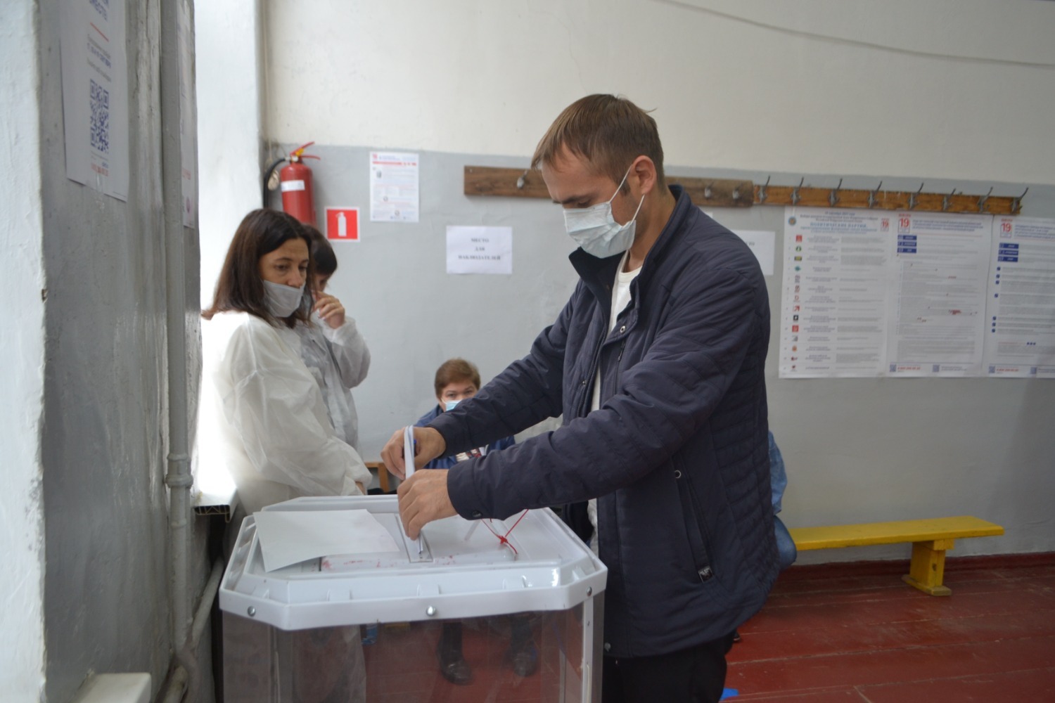 голосование проводится. выборы в россии. голосование по поправкам в конституцию. голосование на выборах значение. голосование проволитсяс.