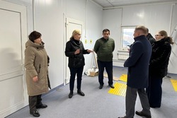 Депутат Госдумы Тамара Фролова проверила, как строится новый ФАП в Лысых горах