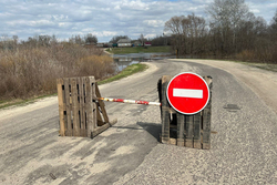 Из-за подъёма воды в Ржаксинском районе затопило низководный мост