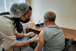 «Тамбовская сетевая компания» организовала вакцинацию сотрудников от коронавируса
