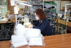 Тамбовские предприятия произвели 1,5 миллиона гигиенических масок и 59 тысяч защитных костюмов для медиков