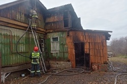 В Ржаксинском районе сгорел дом: погибли мальчик и женщина