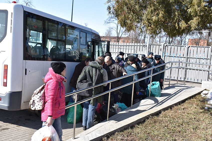 Прибывшие в Котовск беженцы из Мариуполя