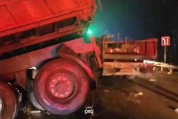 На трассе Тамбов-Пенза грузовик протаранил колонну из четырёх машин