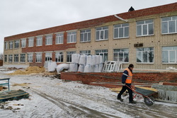 В Новоникольской школе Мичуринского района завершается капитальный ремонт
