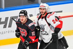 ХК «Тамбов» уступил «Молоту» в серии буллитов, не сумев забросить решающую шайбу
