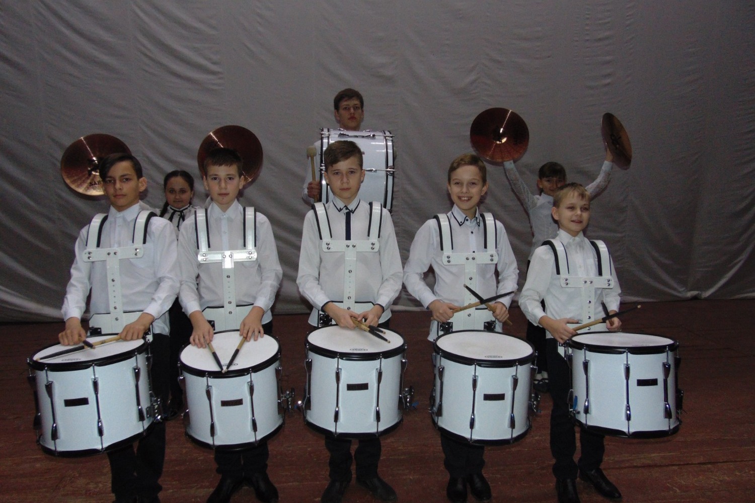 ансамбль барабанщиков