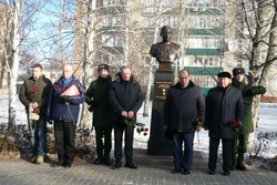 Бюсты еще двух тамбовчан появятся на Аллее Героев в Сатинке 