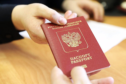 Финансовые организации продолжат обслуживать тамбовчан по паспортам, у которых истёк срок действия