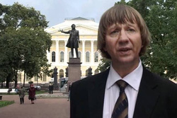 Фильм о Сергее Есенине, видео-концерт поэта Владимира Турапина покажут в клубе любителей духовного кино В Тамбове