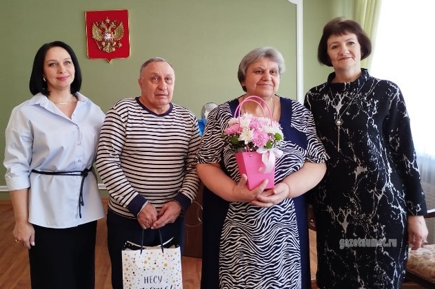 Поздравили супругов Убоговых