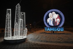В разных районах Тамбова включились «новогодние радиостанции»