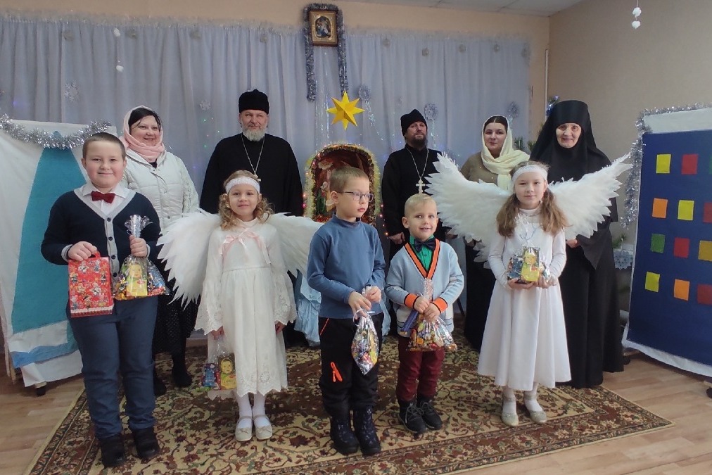 Рождественский праздник в воскресной школе Сухотинского женского монастыря