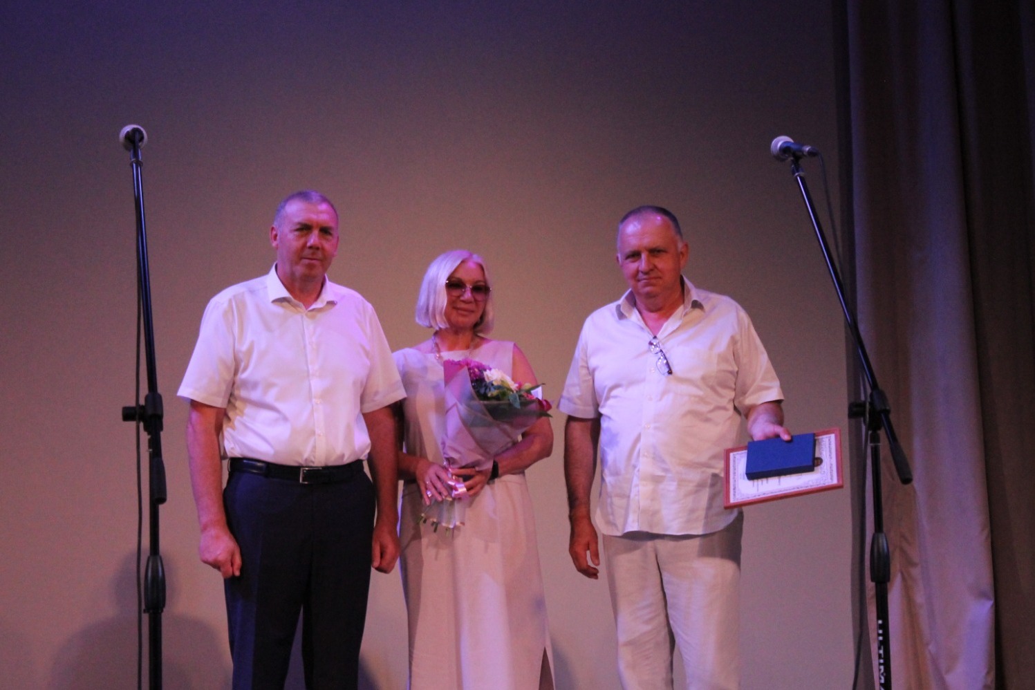 Супругам Кондраковым  вручили медаль "За любовь и верность"
