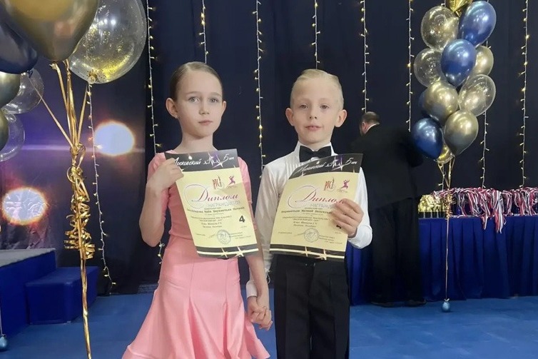 Дуэт Матвей Шереметьев и Майя Безукладова
