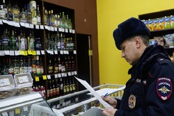 В Тамбове организация оштрафована на  1,5 миллиона рублей за незаконную торговлю водкой