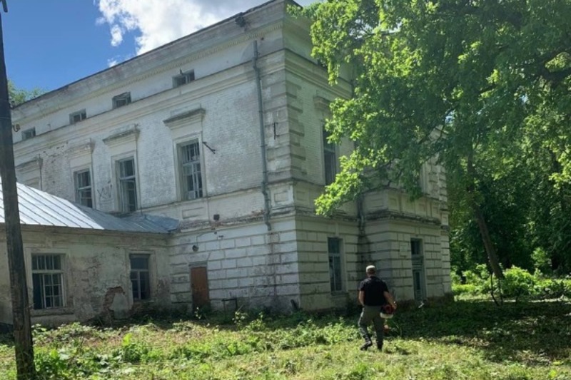 Графиня плятер усадьба. Одоев тульская область усадьба мирковича. Судьбы усадеб. Судьбы усадеб. Борисово-судское бабаевского района усадьба.