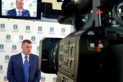 Губернатор Александр Никитин объявил об учреждении новой награды «За вклад в охрану здоровья»