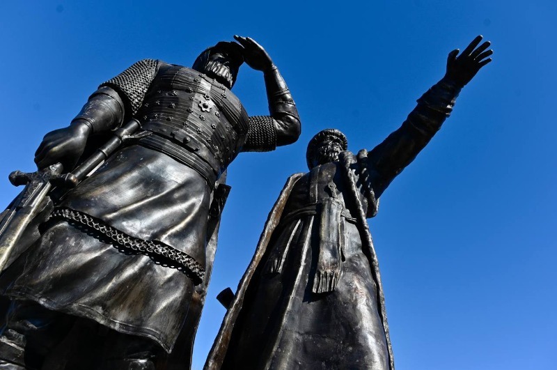 В Мичуринске открыли памятник основателям крепости Козлов